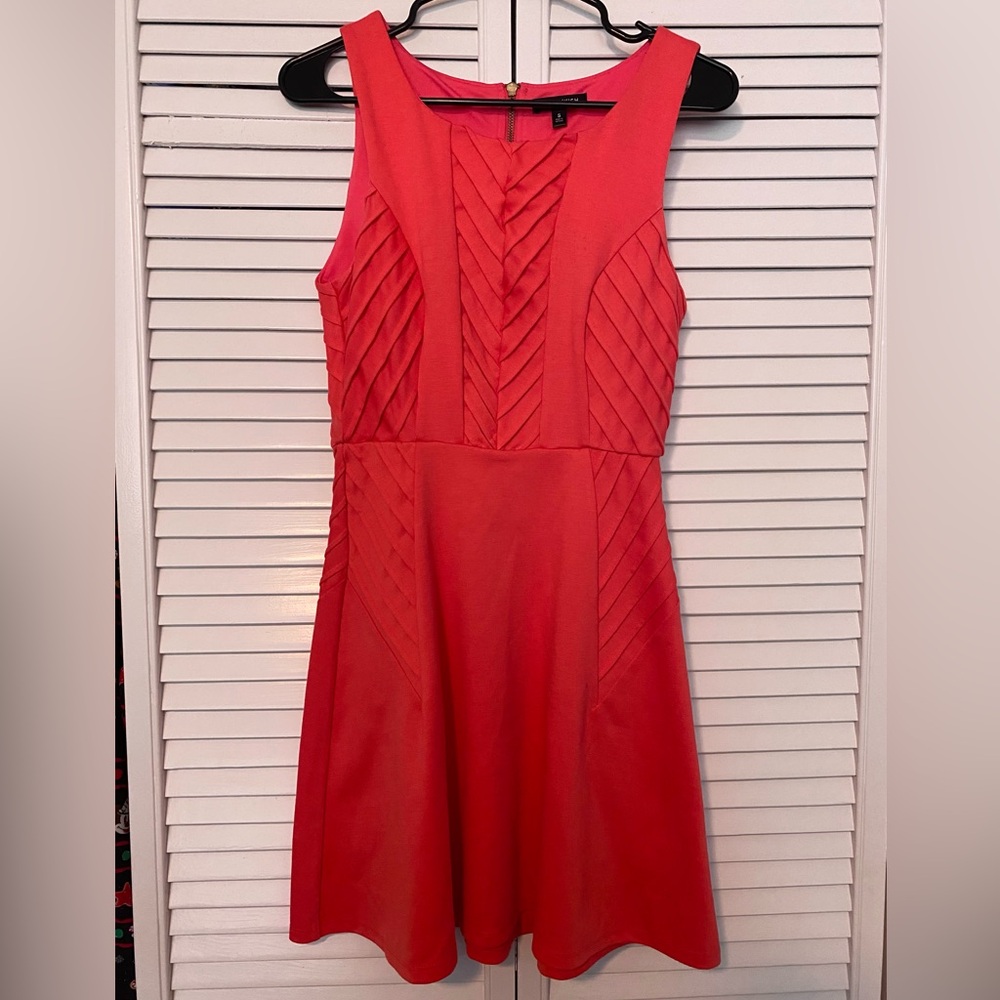 Elegant Sleeveless Coral Dress